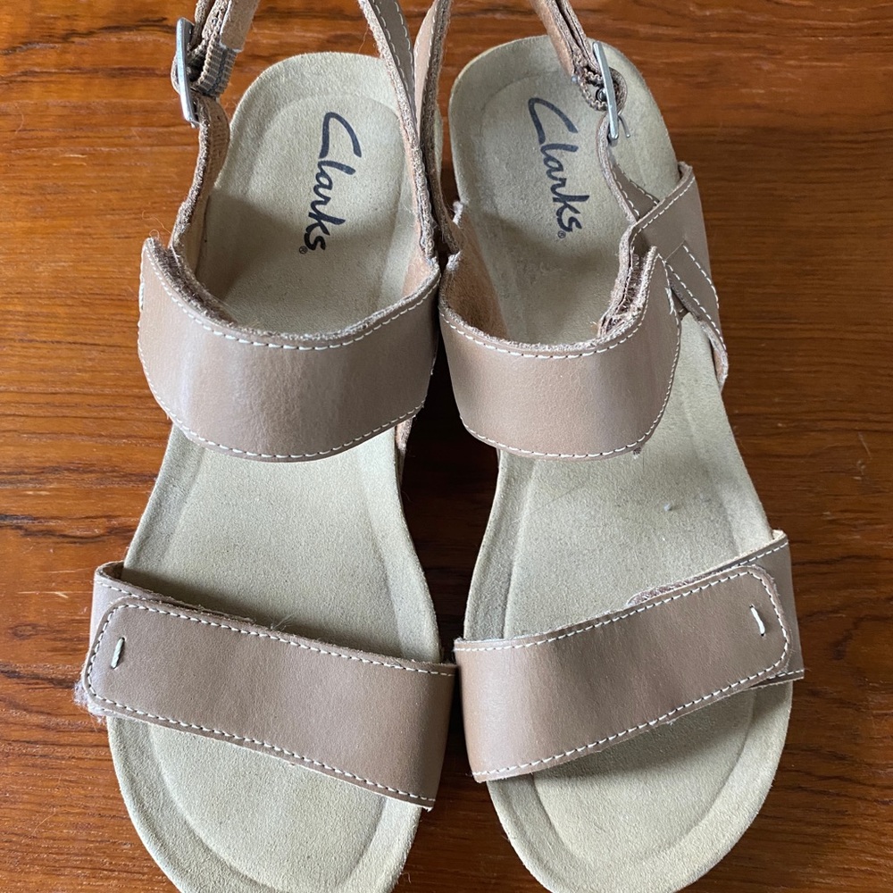 Clarks Alto Disco Wedge Sandal